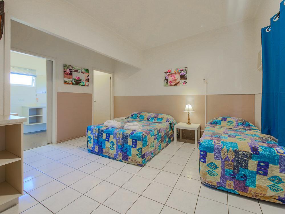 Marlin Motel Biggera Waters エクステリア 写真